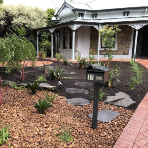 Step Stone Garden Pathway Pavers - Charcoal