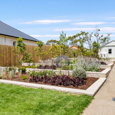 Textured Easy Lock Block garden wall | Opal white 1