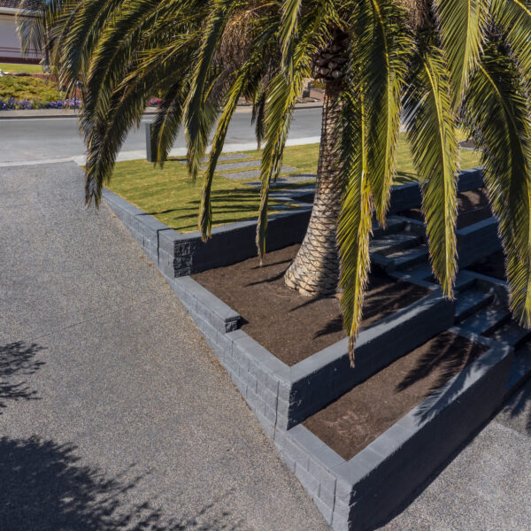 Versawall Retaining Wall | Charcoal | Southern Earth Landscaping