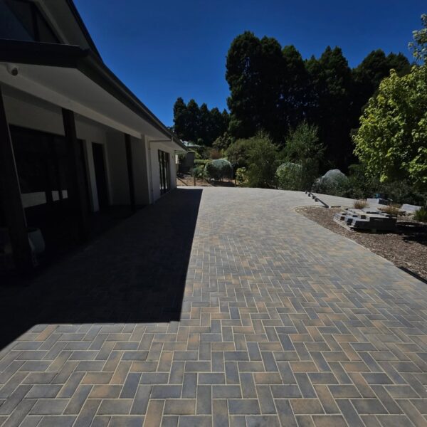Driveway Paving | Commercial Brick Paver 60mm | Coppertone | Hills Endless Landscapes1